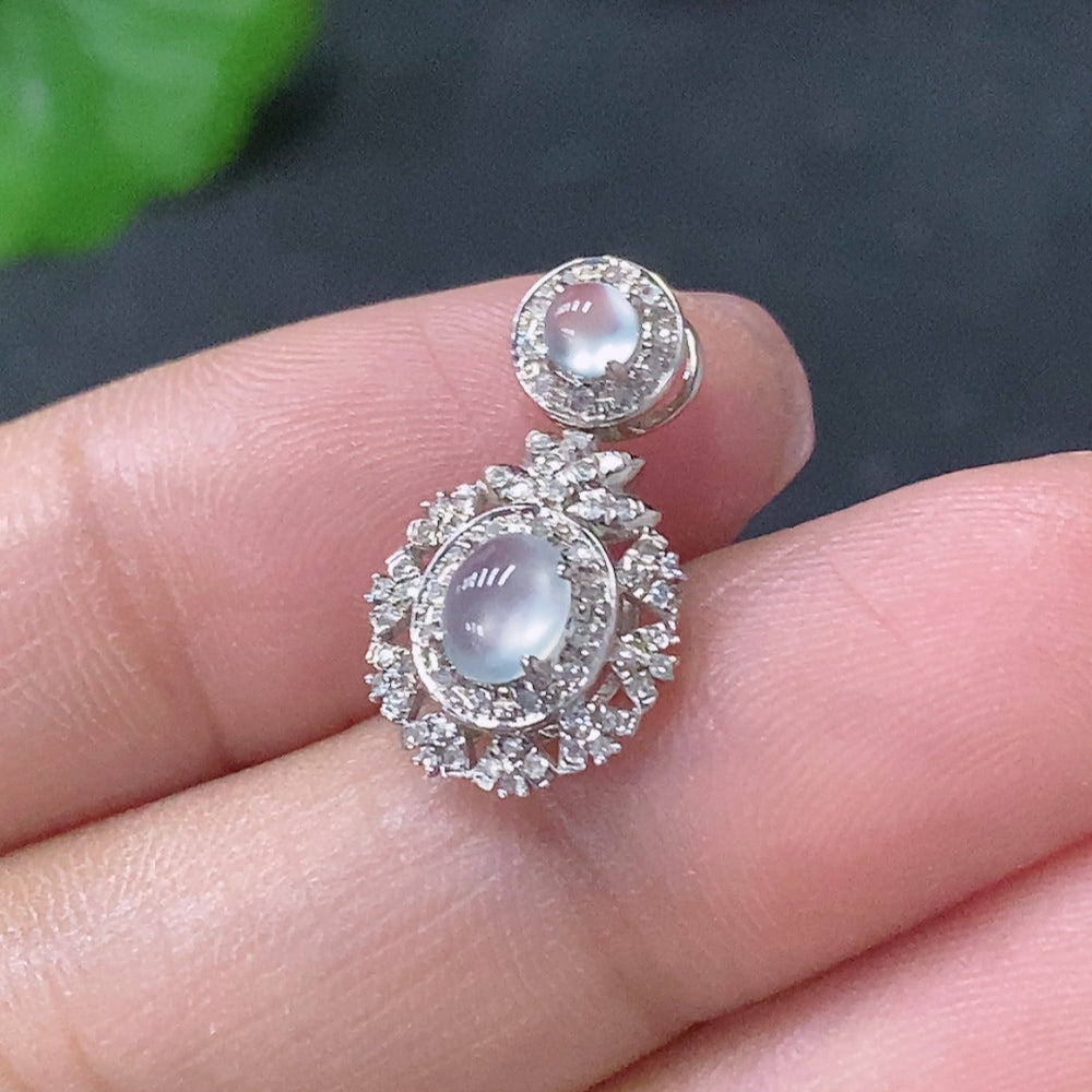 Jadeite Bezel-set Cabochon Pendant with 18k Gold and Diamond Accents, Total Weight Approx. 0.9g