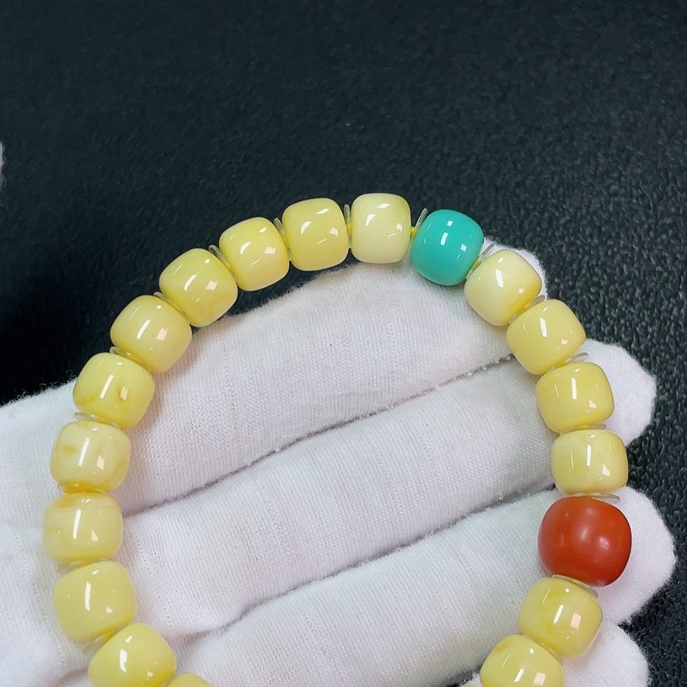 Amber Beeswax Bracelet, approx. 9.6mm, total weight approx. 16.72g, with southern red agate, non-natural stones considered