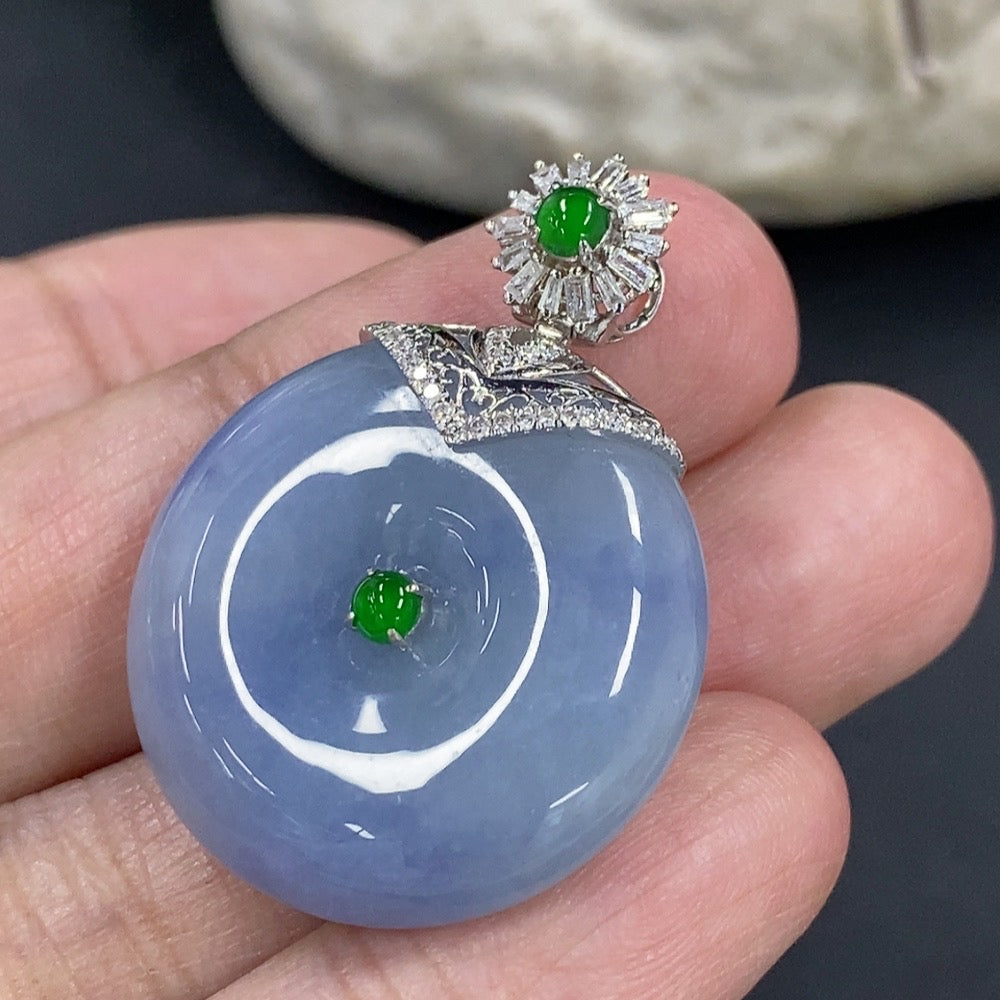 Jadeite peace knot pendant with 18K gold clasp and diamond accents, HKHQ jade jewelry, elegant and detailed design.