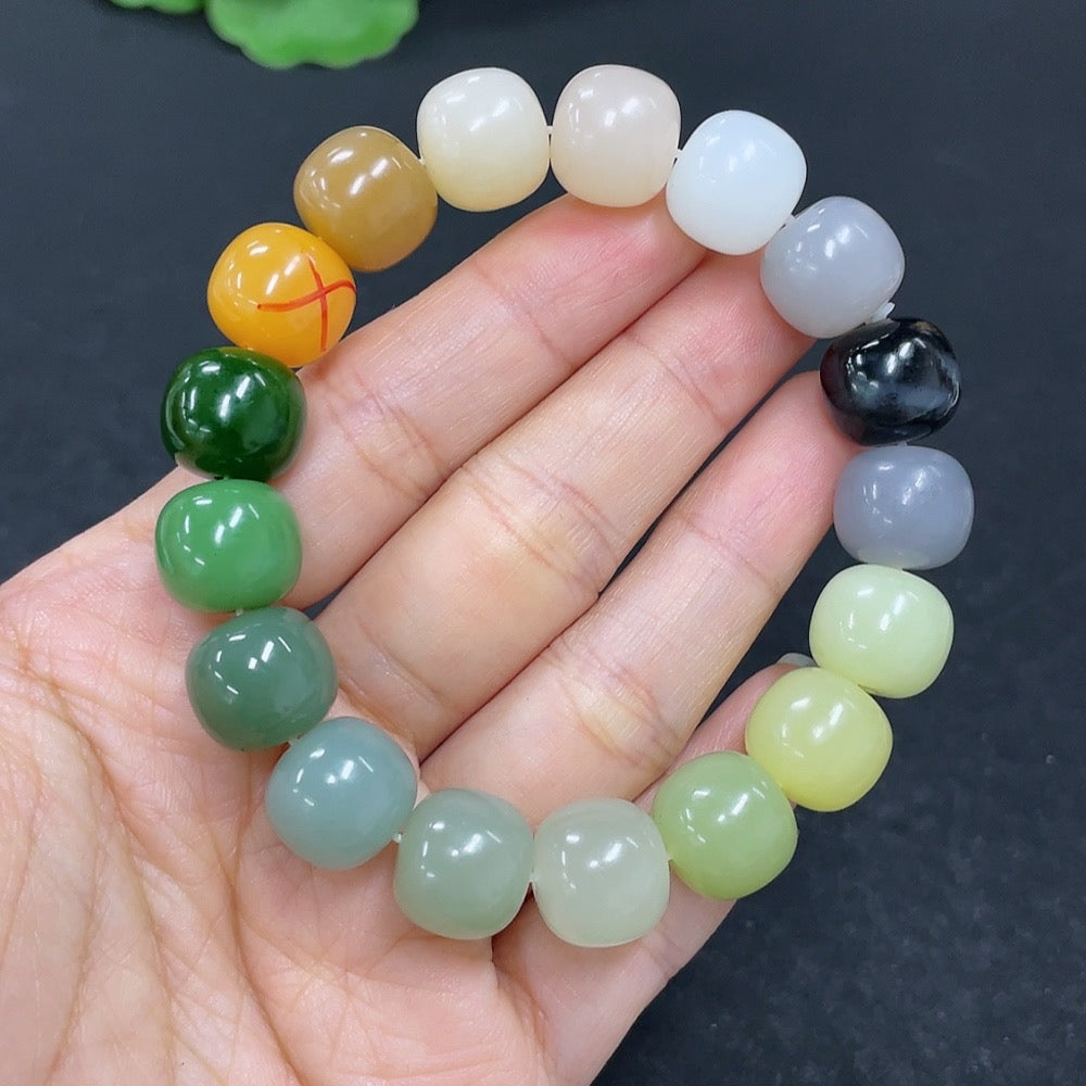 Hetian Jade Bracelet, with non-Hetian Jade beads