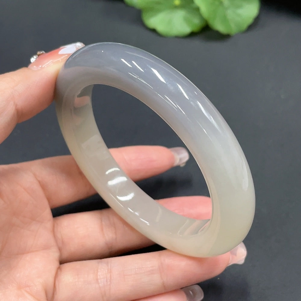 Hetian Jade Round Bracelet Size 58.5 Total Weight Approx. 72.04g