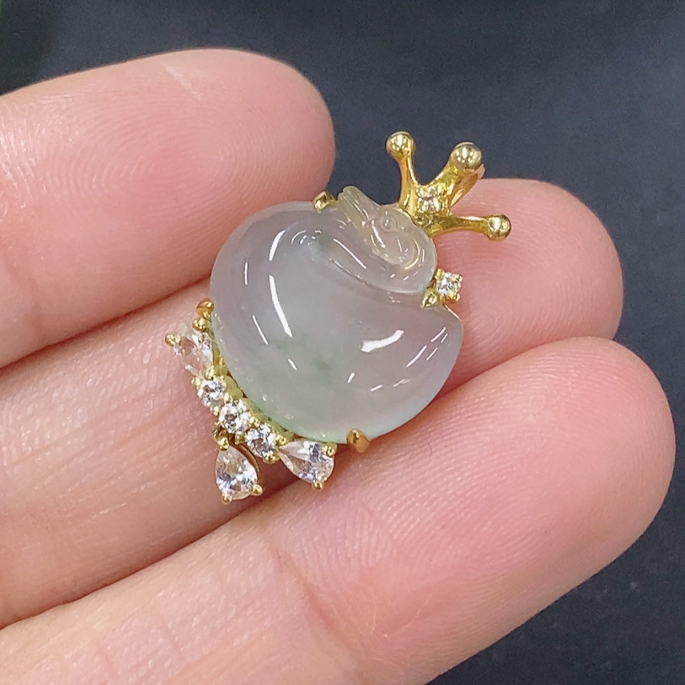 Huiliu jadeite pendant with inlay, non-diamond, featuring smooth green jade stone and intricate craftsmanship.