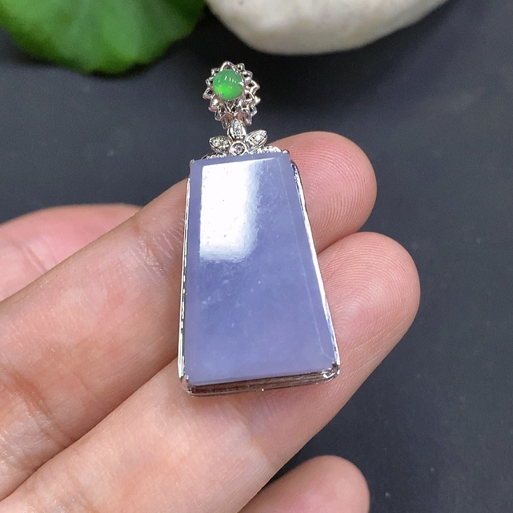 Jadeite Plain Pendant Pendant with 18K Gold Setting, Total Weight Approx. 3.8g