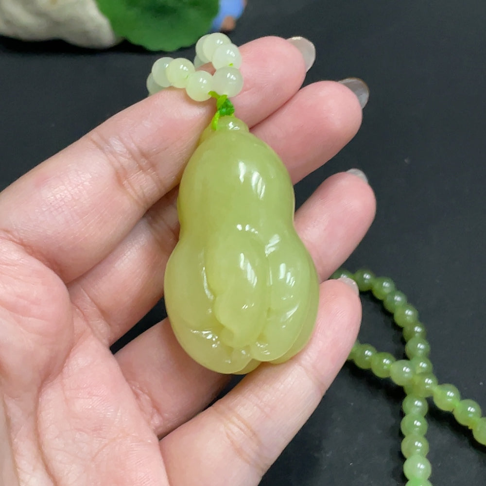 和田玉ペンダント ベルガモット、チェーン込み総重量約81.1g