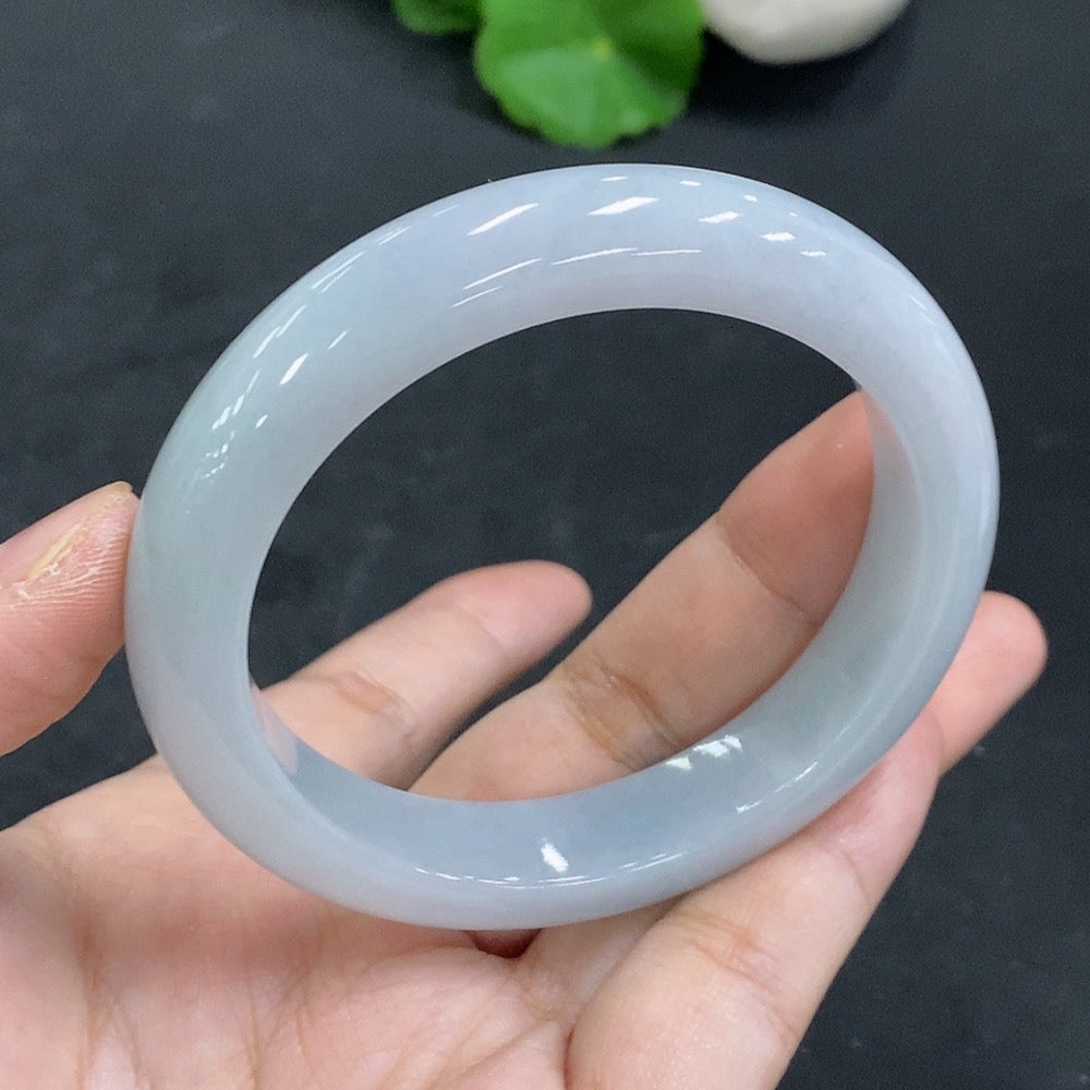 Jadeite Round Bangle Size 57.2 Total Weight 61.814g