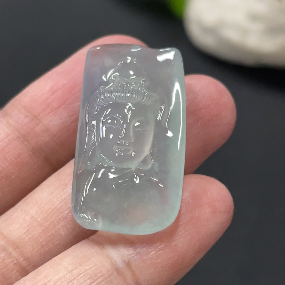 Jadeite Guanyin pendant from HUILIU HQ, showcasing a detailed carved figure of Guanyin on smooth jade, weighing approximately 6.2g.