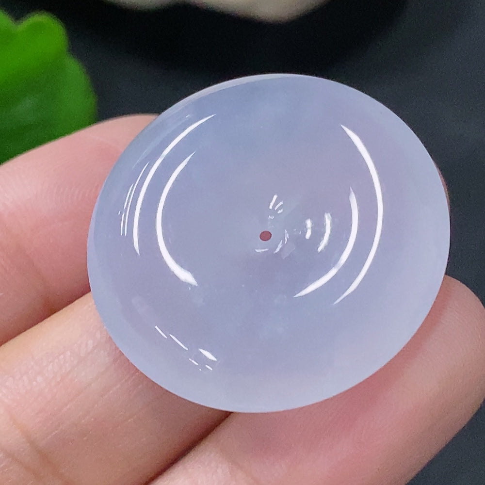 Jadeite pendant with peace buckle design, crafted from jade, weighing approximately 9.37g, by HUILIU HQ.