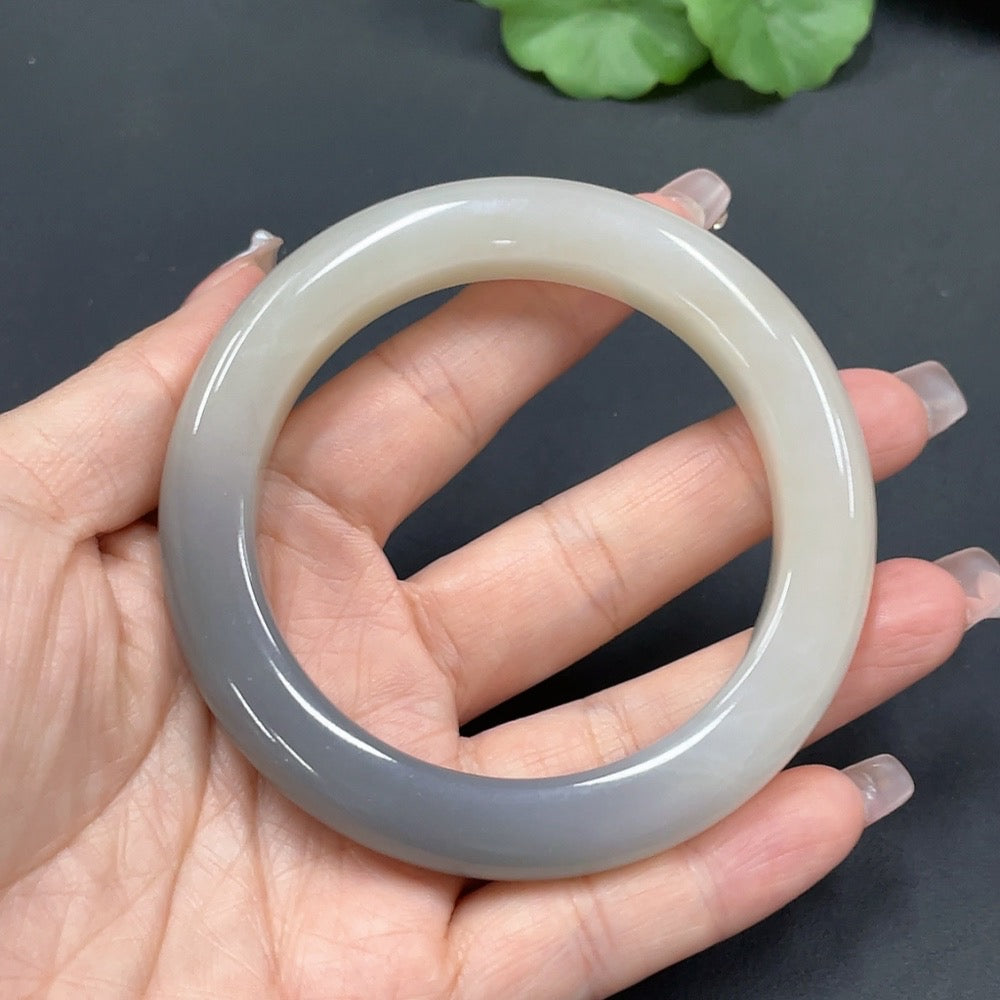Hetian Jade Round Bracelet . | Huiliu Certified