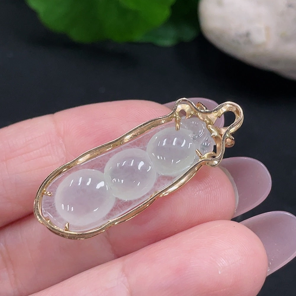 Jadeite Fu Dou Pendant 18K Gold Total Weight Approx. 4g (With Diamond Accents)