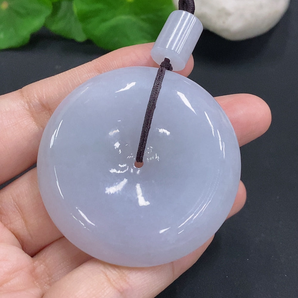 Jadeite Peace Knot Total weight approximately 56.5g