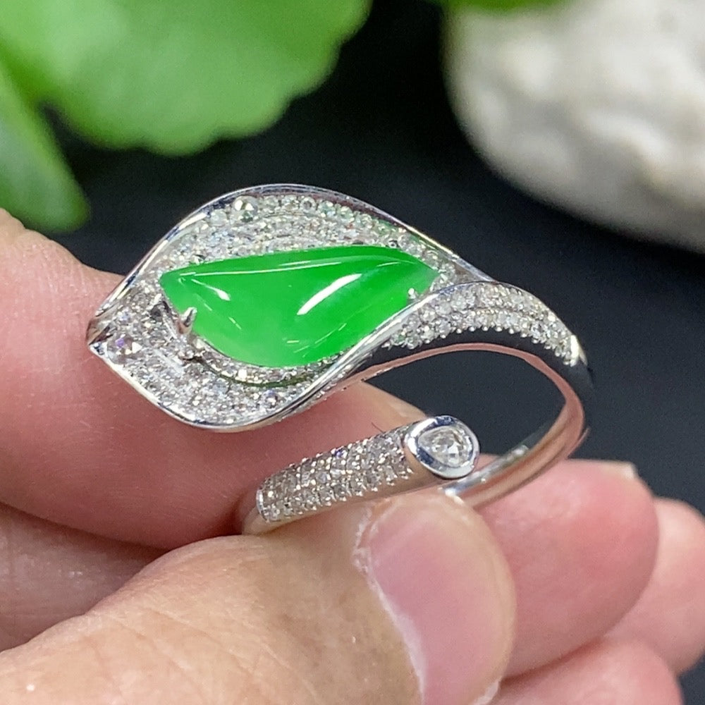 Jadeite freeform inlaid ring with 18K gold band and diamond accent, elegant jewelry by HKHQ