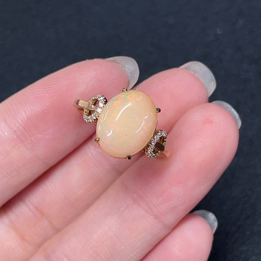 Opal Ring, Set with Diamonds, 18K Gold