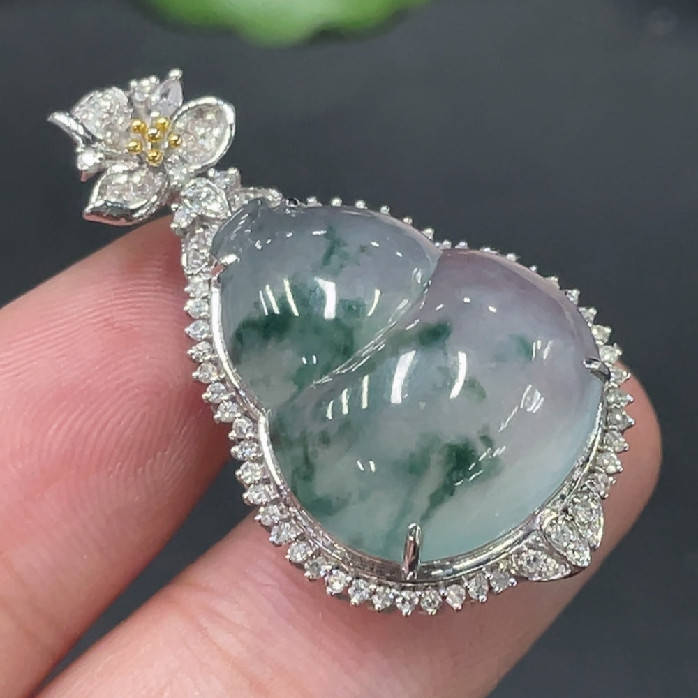 Jadeite gourd inlay piece 18k gold inlaid total weight about 4.95g