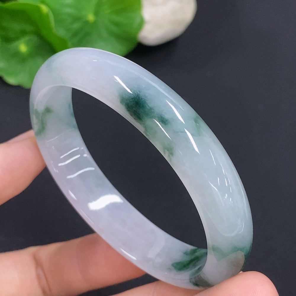 Jadeite concubine bracelet by HKHQ with size 55.5/47.5 and approximately 38g weight, featuring smooth green jade stones.