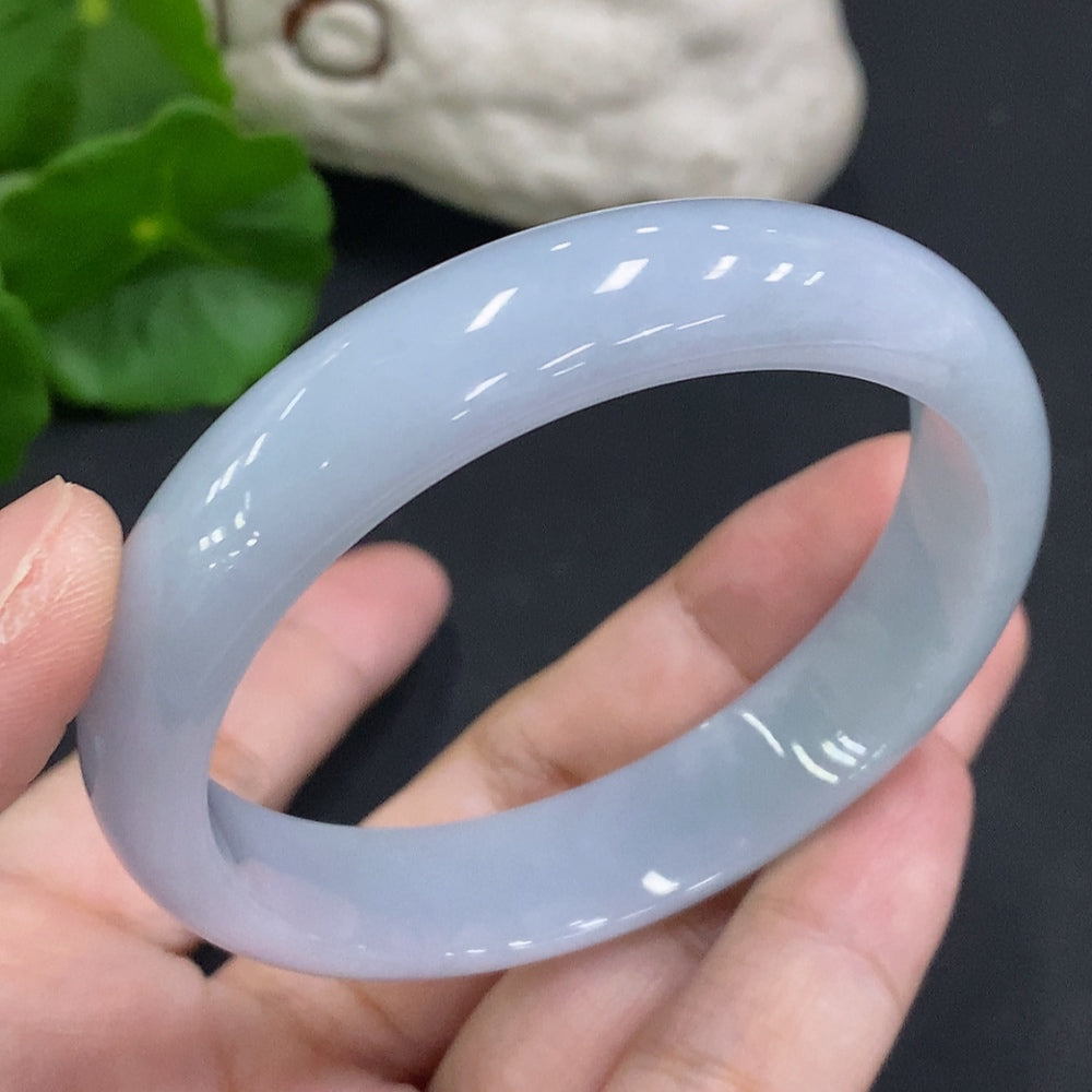 Jadeite round bracelet size 53.8 total weight approx. 40.9g