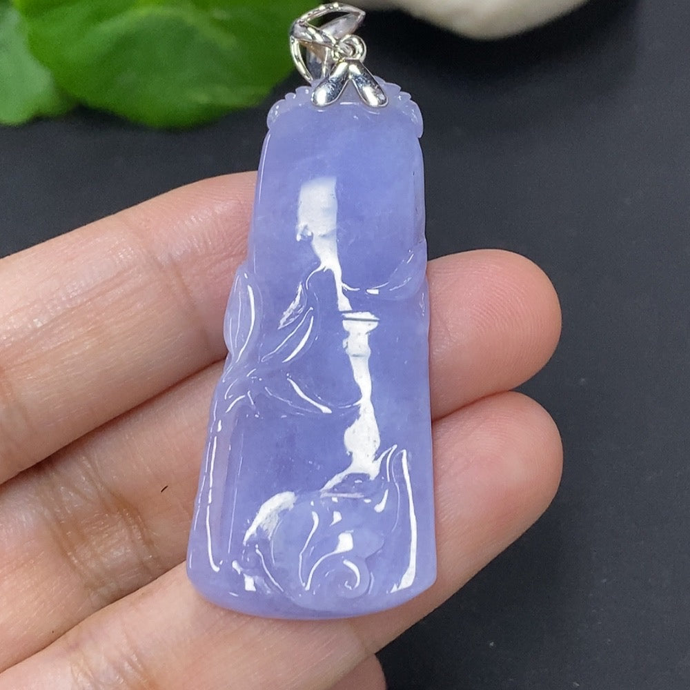 Jadeite Bamboo Pendant with 18K Gold Clasp (Diamond Accented)