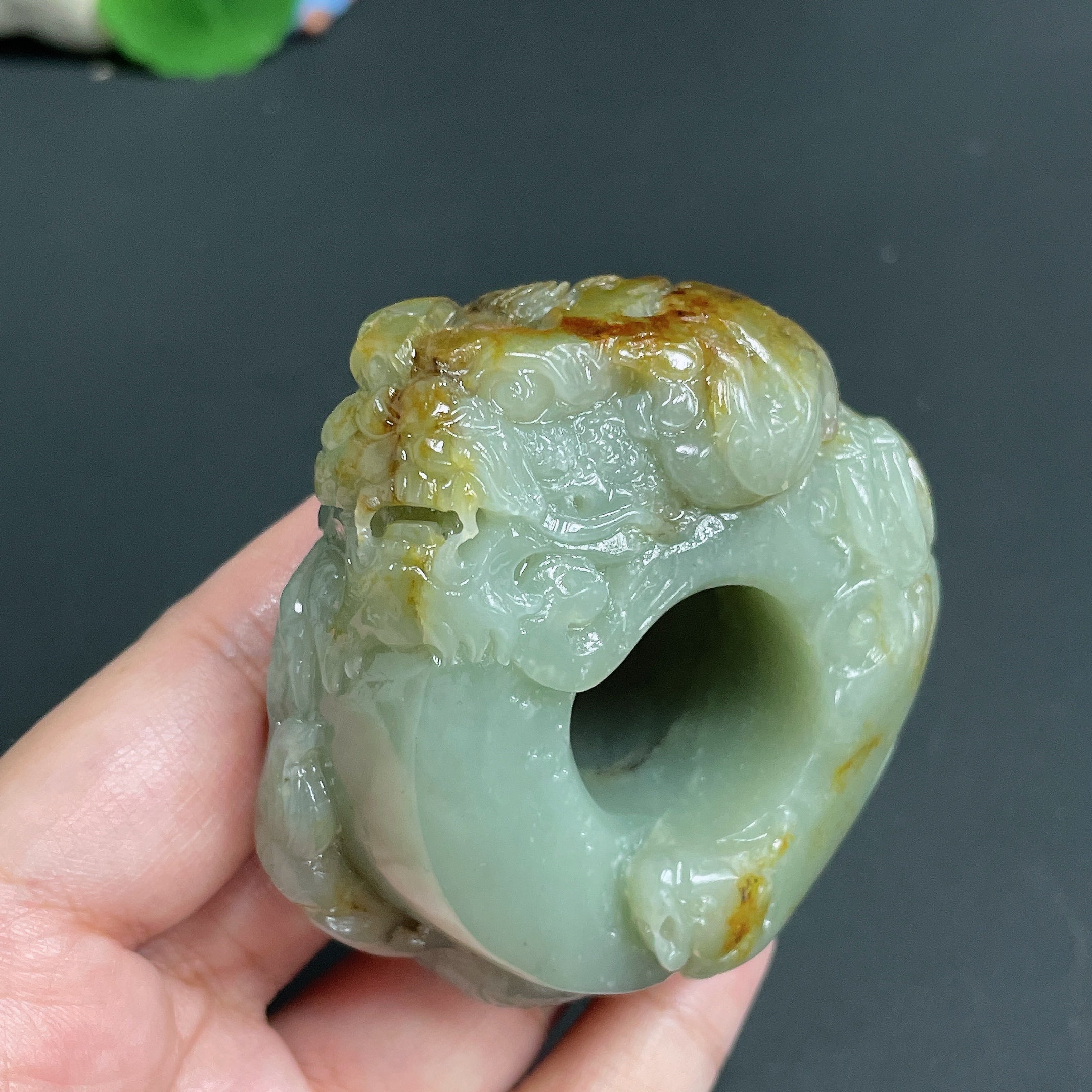 Hetian Jade Seed Material Thumb Ring - Roaming Dragon, Inner Diameter Approx. 22.4mm, Total Weight Approx. 193.64g, Undetermined Skin Color Origin