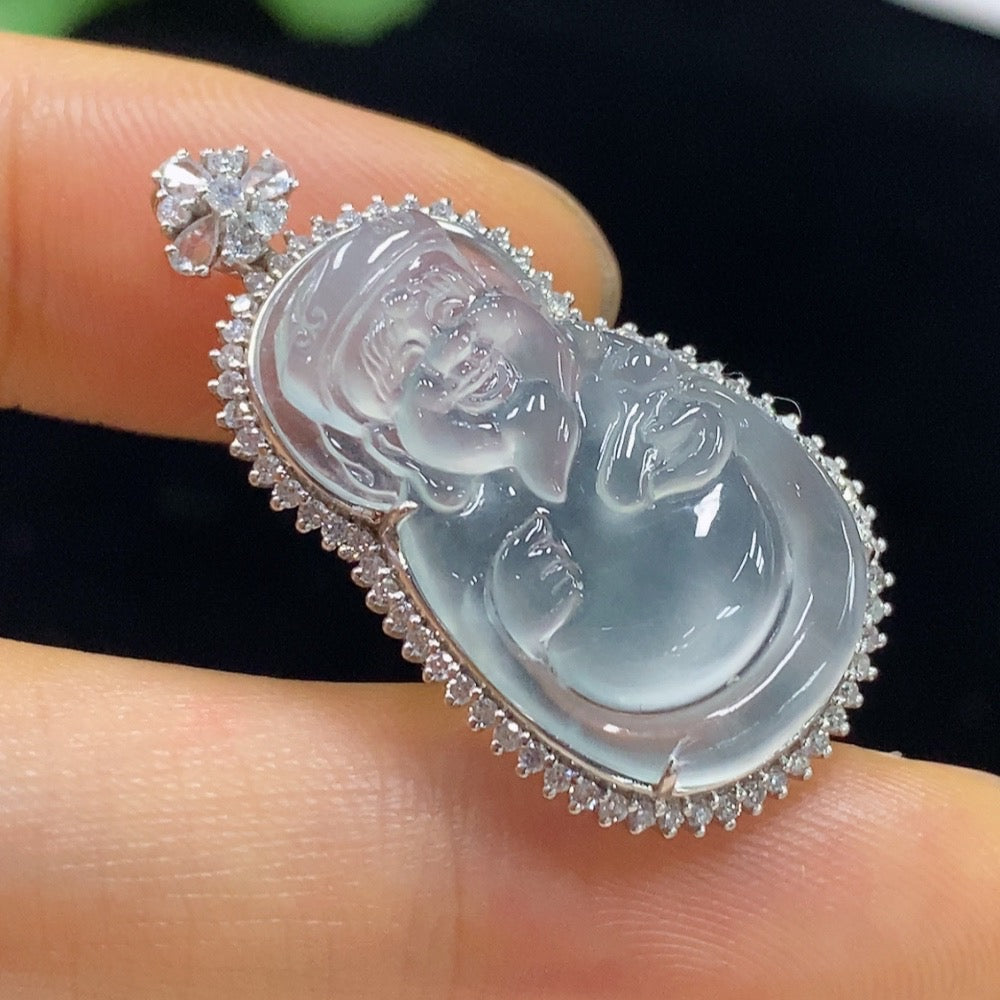 Jadeite Maitreya inlaid pendant by HUILIU HQ featuring 18k gold and diamond, weighing approximately 4.6 grams.
