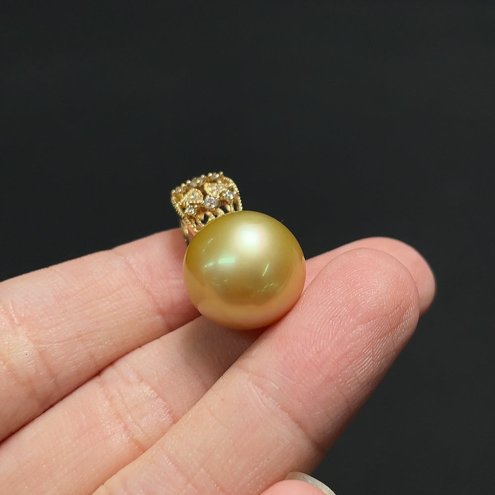 Seawater Pearl Pendant 14k Gold Non-Diamond Color Origin Undetermined
