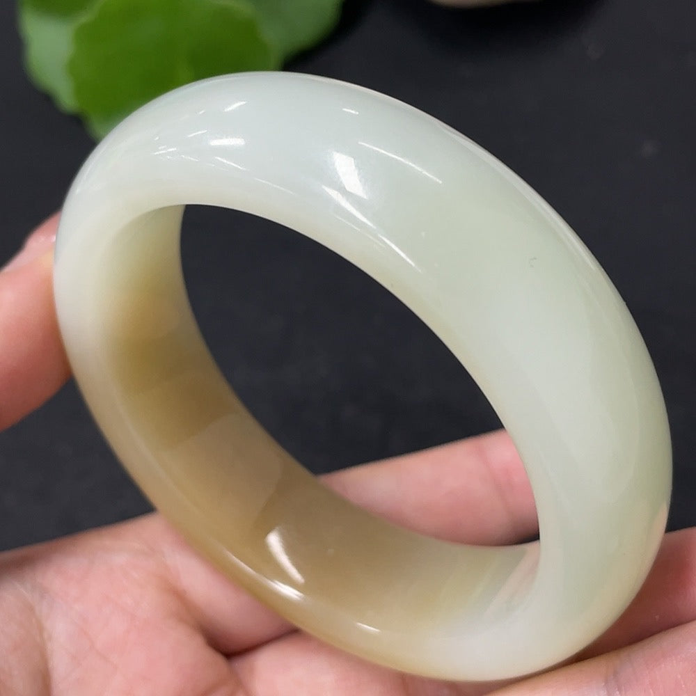 Hetian Jade Round Bracelet