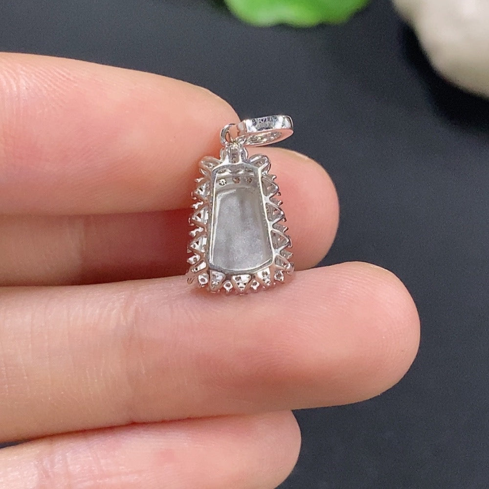 Jadeite Pendant with 18K Gold Setting, Total Weight Approx. 1.2g (Accented with Diamonds)