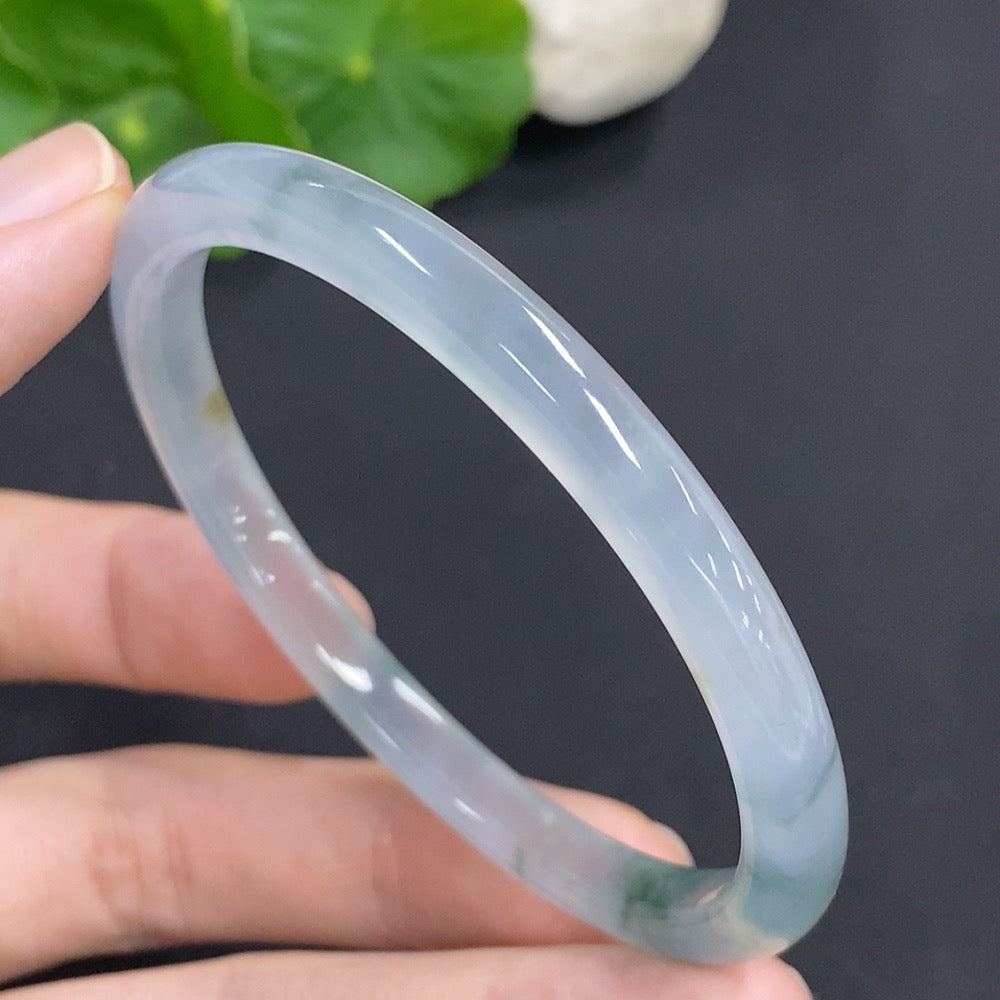 Jadeite Round Bangle