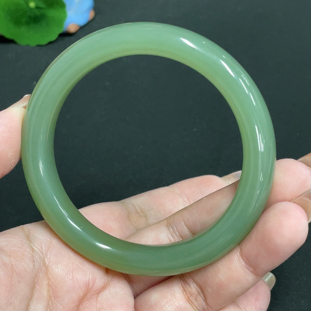 Hetian Jade Round Bracelet Size 59.9 Total Weight Approx. 55.4g