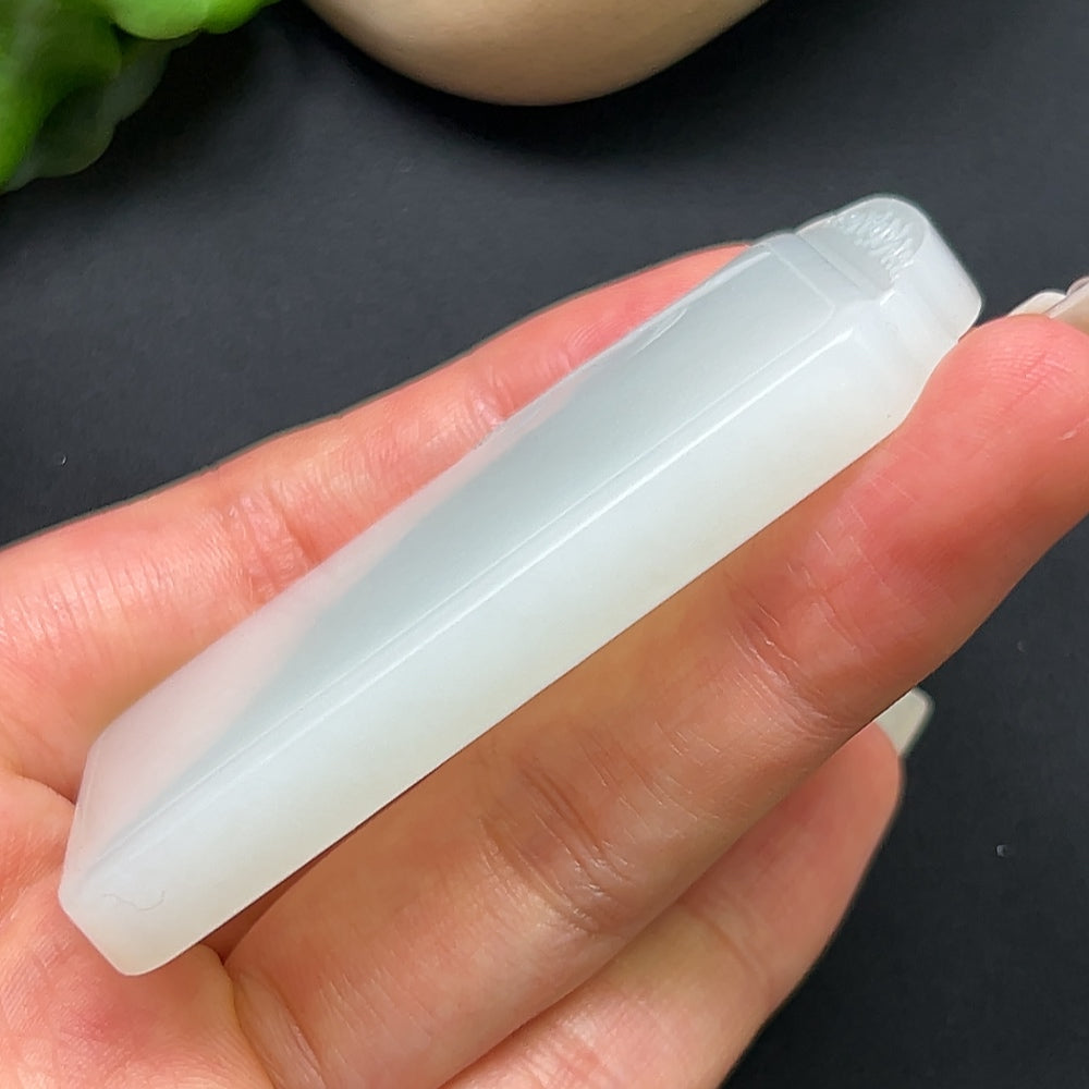 HKHQ Hetian Jade plain pendant necklace, smooth jade pendant with a polished surface, weighs approximately 51.82g.