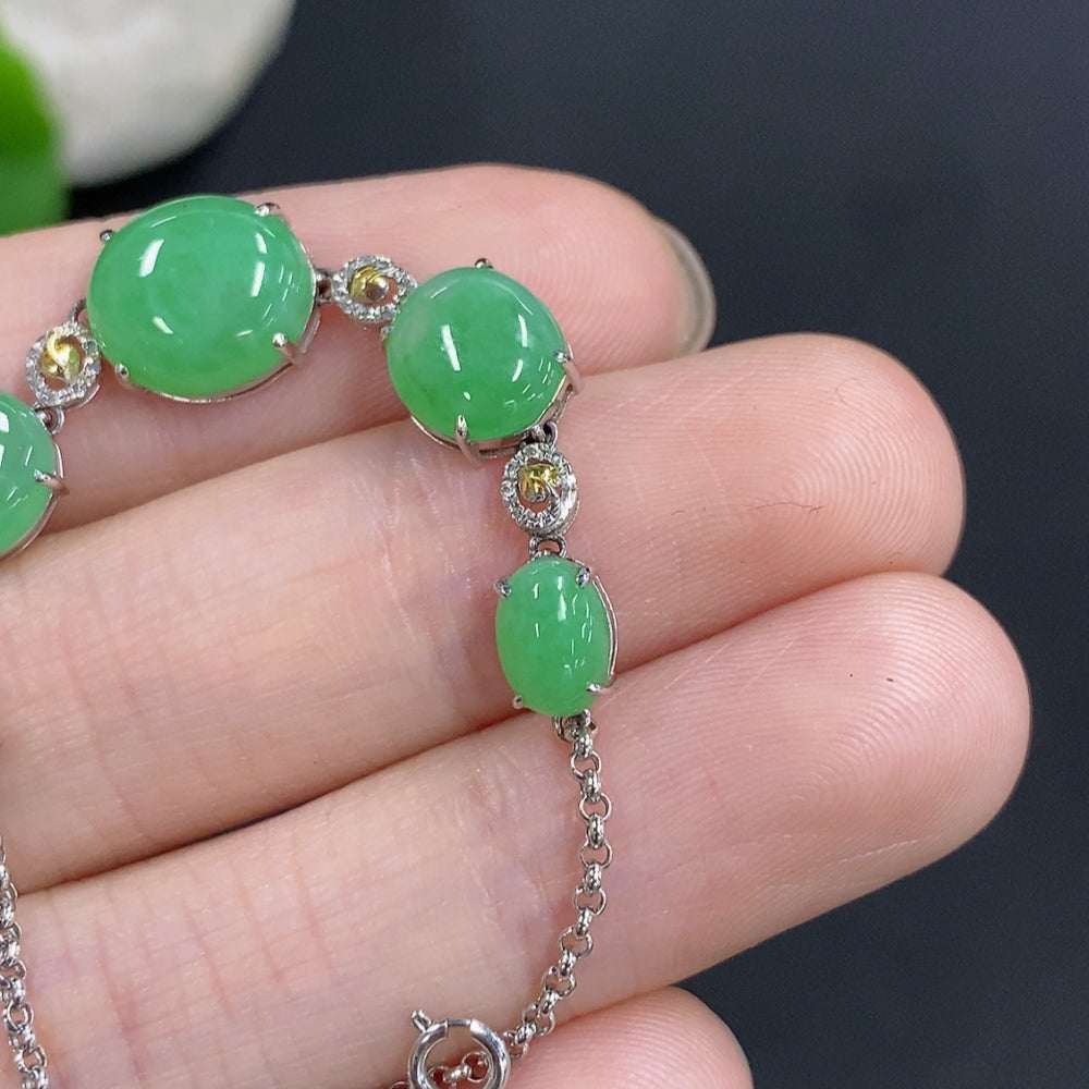 Jadeite Cabochon Inlaid Bracelet 18K Gold Total Weight Approx. 4.3g (With Diamond Accents)