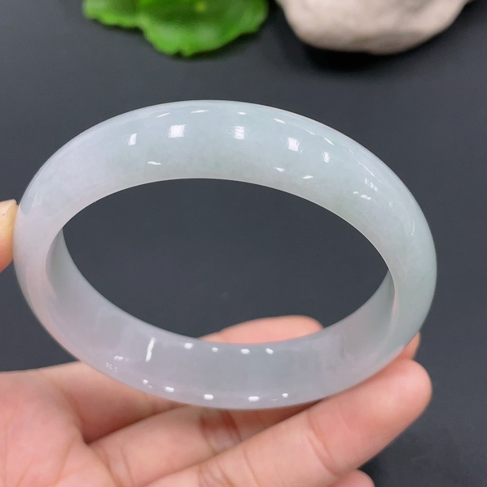 Jadeite Regular Bangle Size 55.8 Total Weight 51.697g