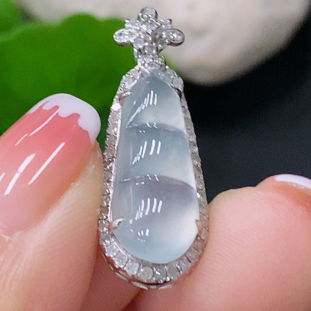 Jadeite Inlaid Pendant Fortunate Bean 18K Total Weight Approx. 2.48g