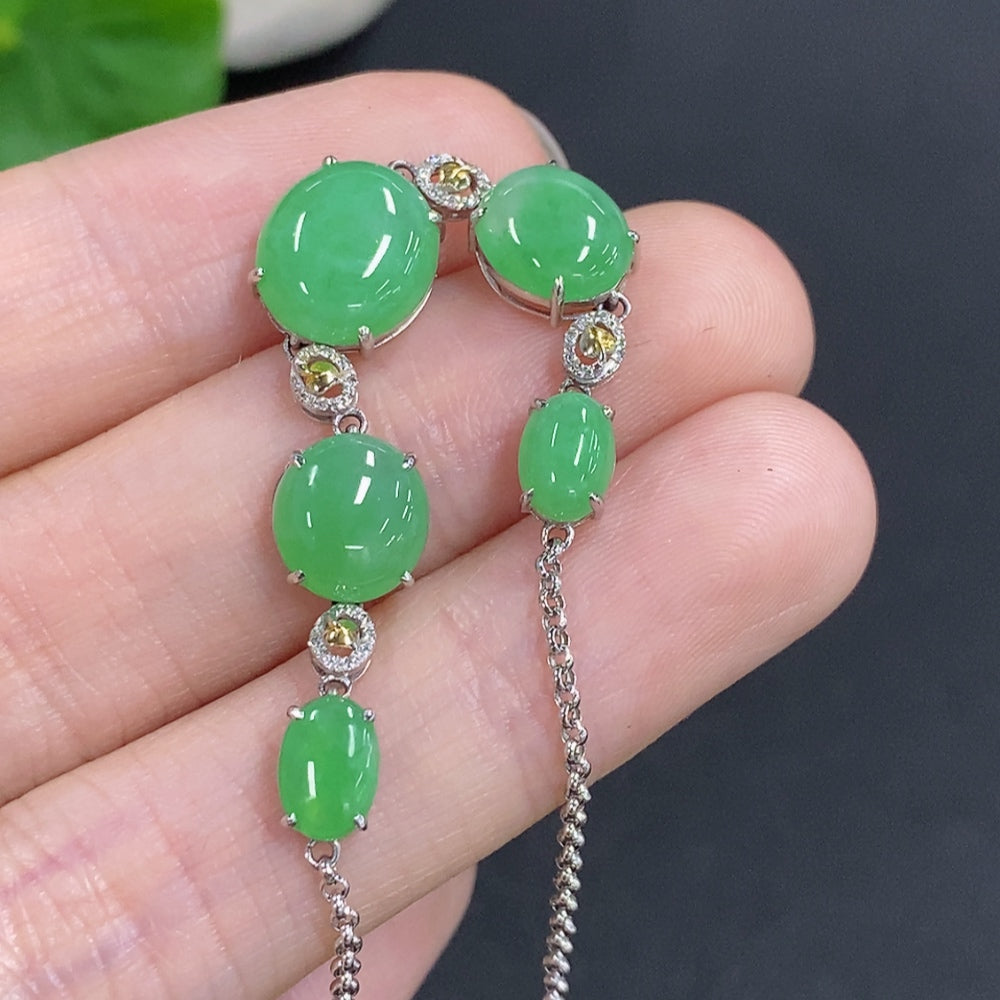 Jadeite Cabochon Inlaid Bracelet 18K Gold Total Weight Approx. 4.3g (With Diamond Accents)