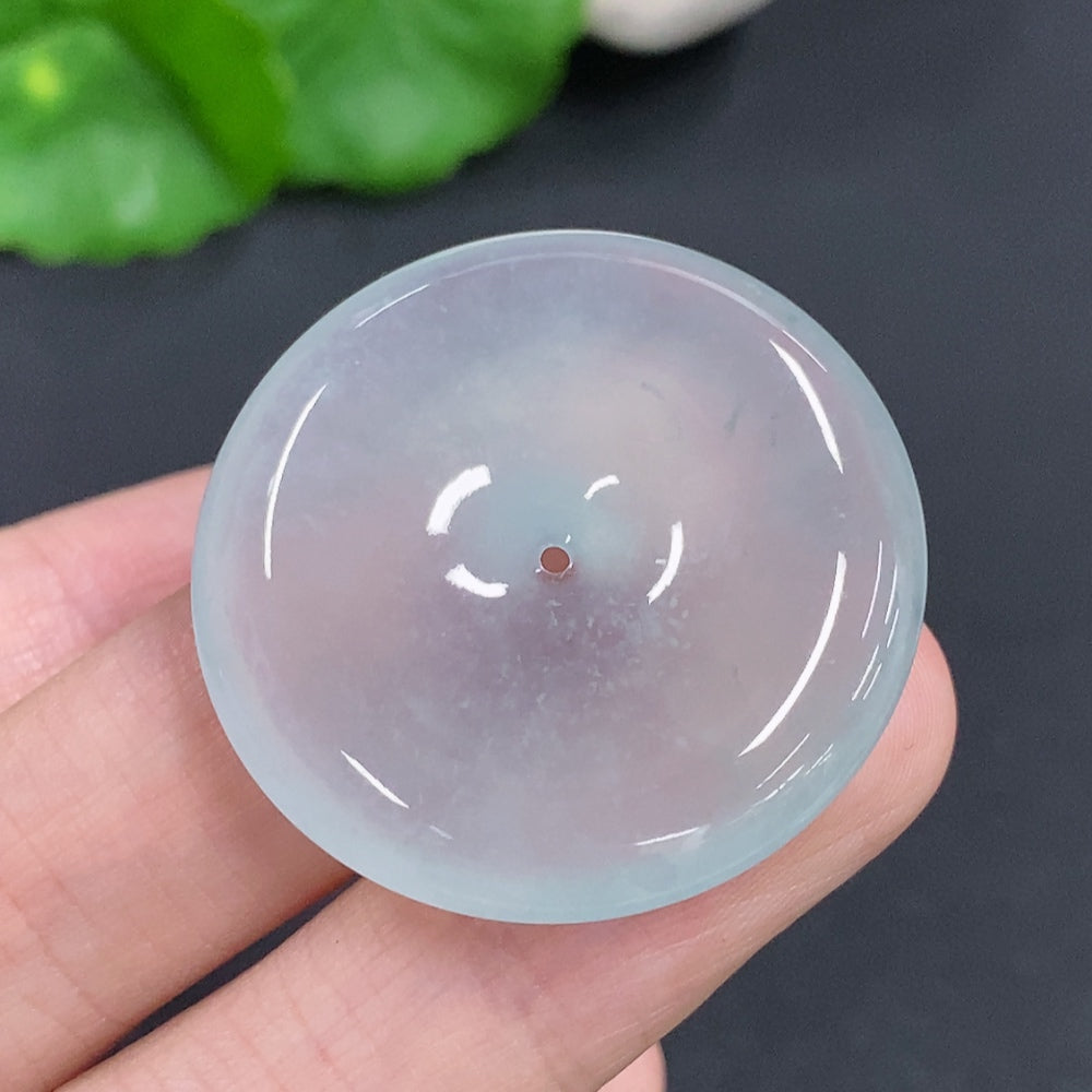 Jadeite Peace Knot pendant from HKHQ, approximately 12.5g, featuring a smooth jadeite jade design with a traditional knot shape.