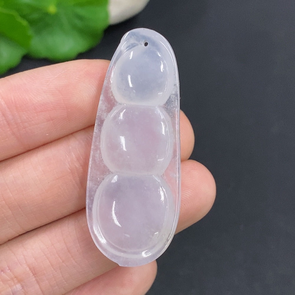 Jadeite Lucky Bean Pendant, Total Weight Approx. 8.7g