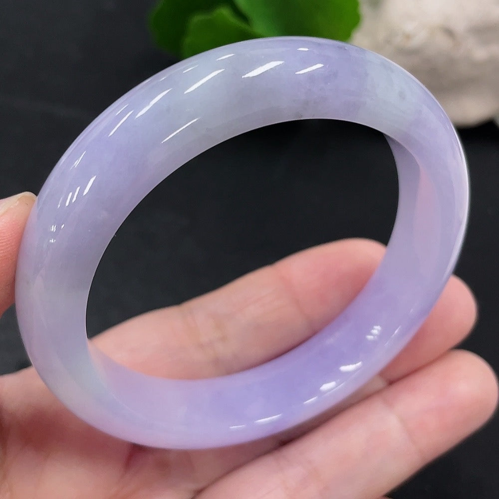 HUILIU HQ jadeite round bangle, size 54.3 with approximately 56.8g weight, showcasing polished green jade surface and smooth circular design.