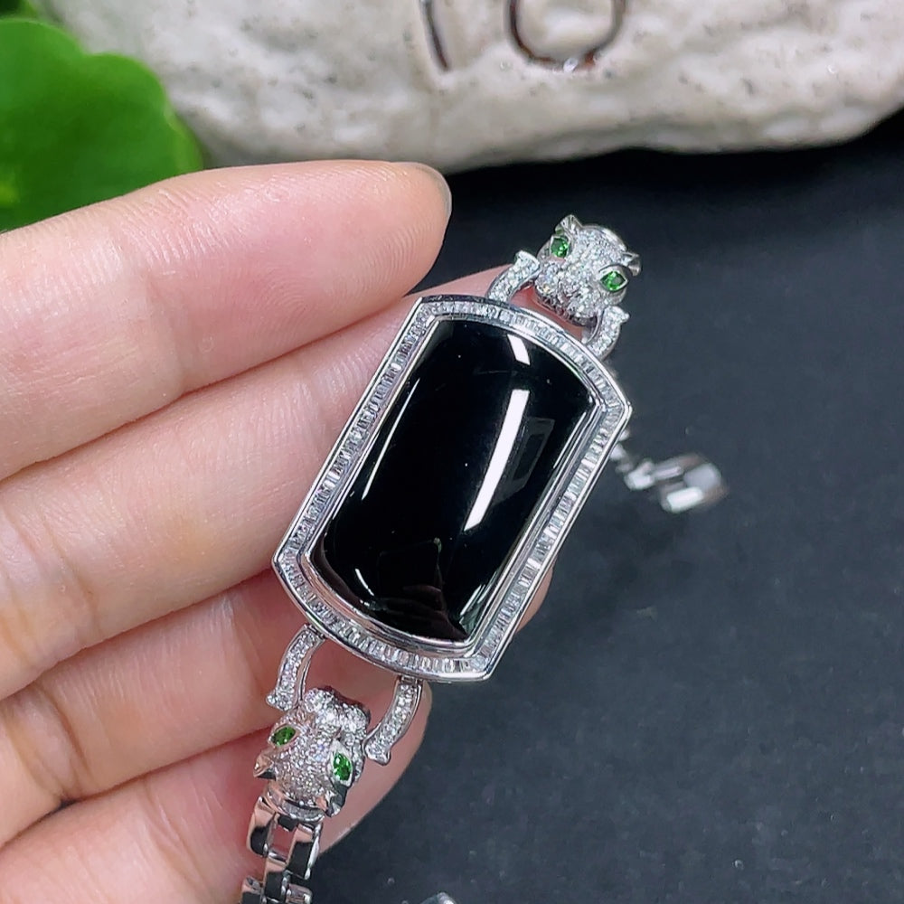 Jadeite bracelet with 18k gold and diamond inlay, featuring green jade stones, weight approx. 16.9g, by HKHQ.