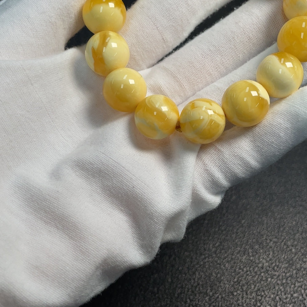 Amber Beeswax Bracelet, Total Weight Approx. 25.29g, Size Approx. 15.2mm