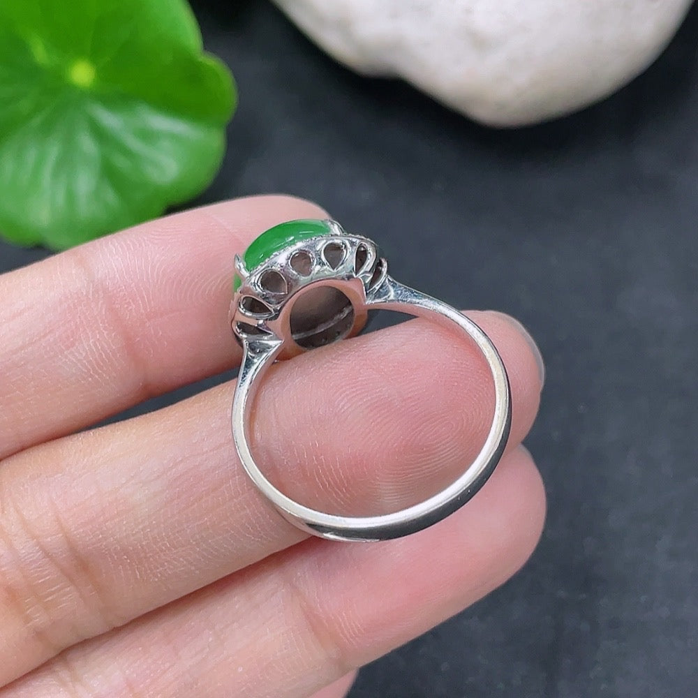 Jadeite Inlaid Ring 18k with Diamond Accents