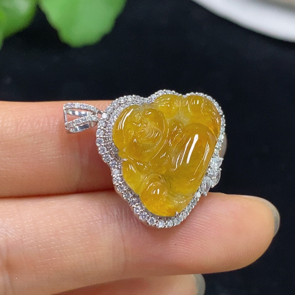 Jadeite Buddha pendant with 18k non-diamond setting, crafted from green jade, weighing approximately 3.57g, by HUILIU HQ.