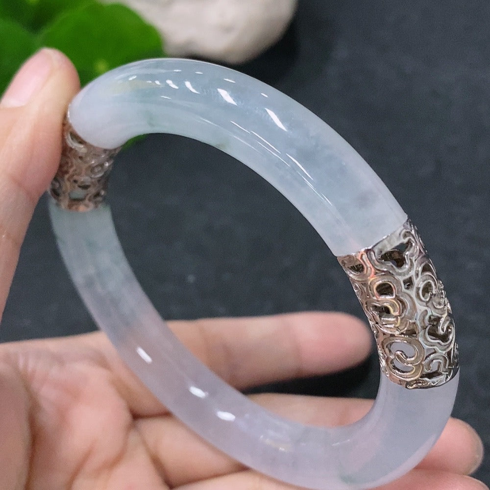 Jadeite Round Bangle 18K Gold Size 54.3 Total Weight Approx. 54.87g