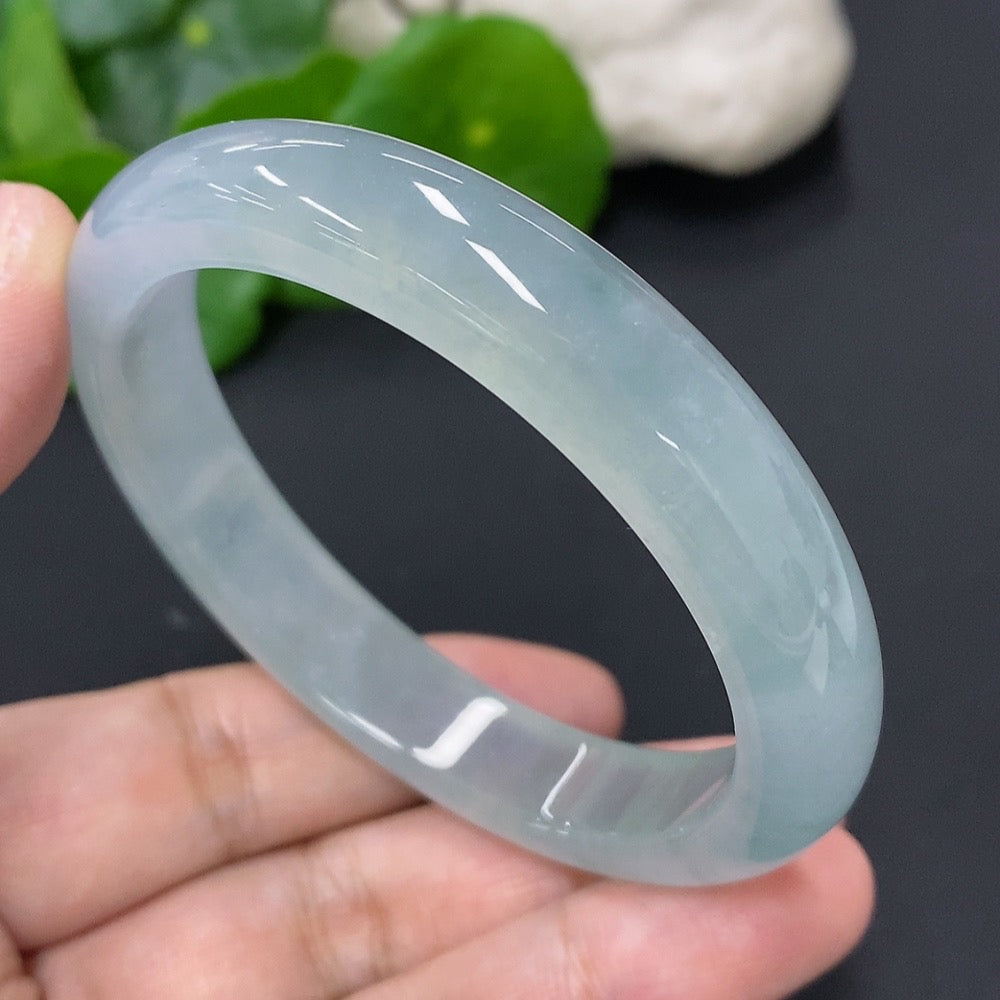 Jadeite Round Bangle Size 54.9 Total Weight Approx. 45.2g