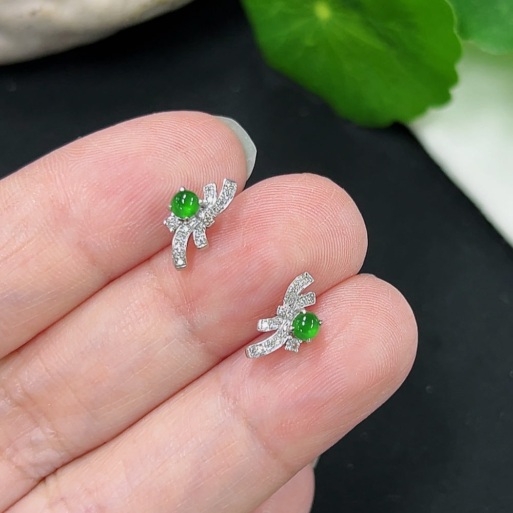 Jadeite inlaid earrings pair 18K gold total weight approx. 0.9g (with diamond accents)