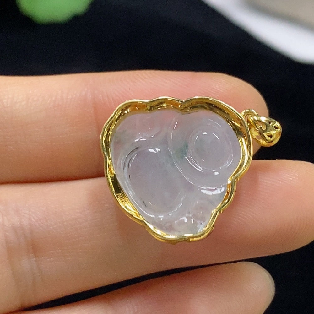 Jadeite Buddha Pendant with 18k Gold Mounting, Total Weight Approximately 2.85g