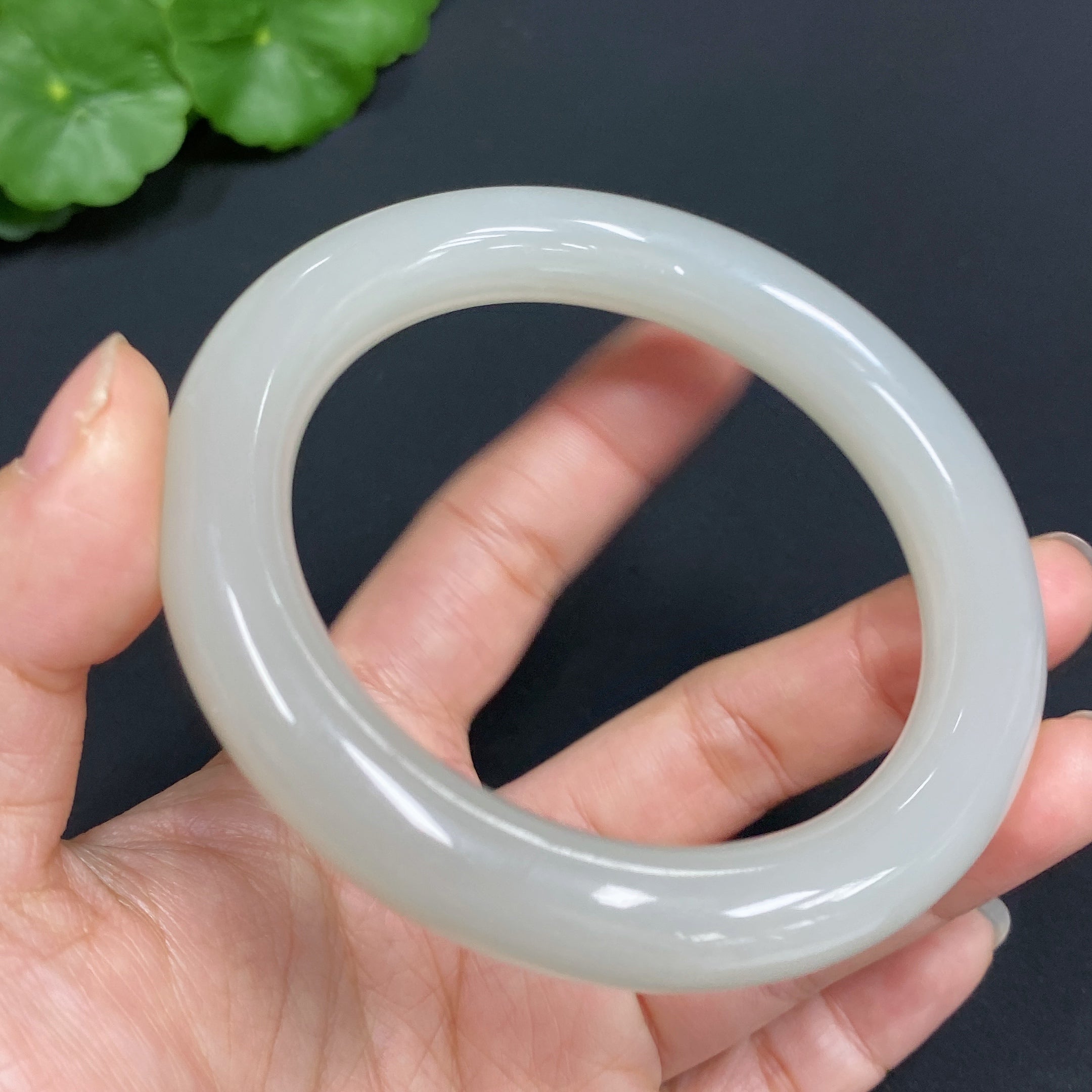 Hetian Jade Round Bangle Size 58.7 Total Weight Approx. 64g