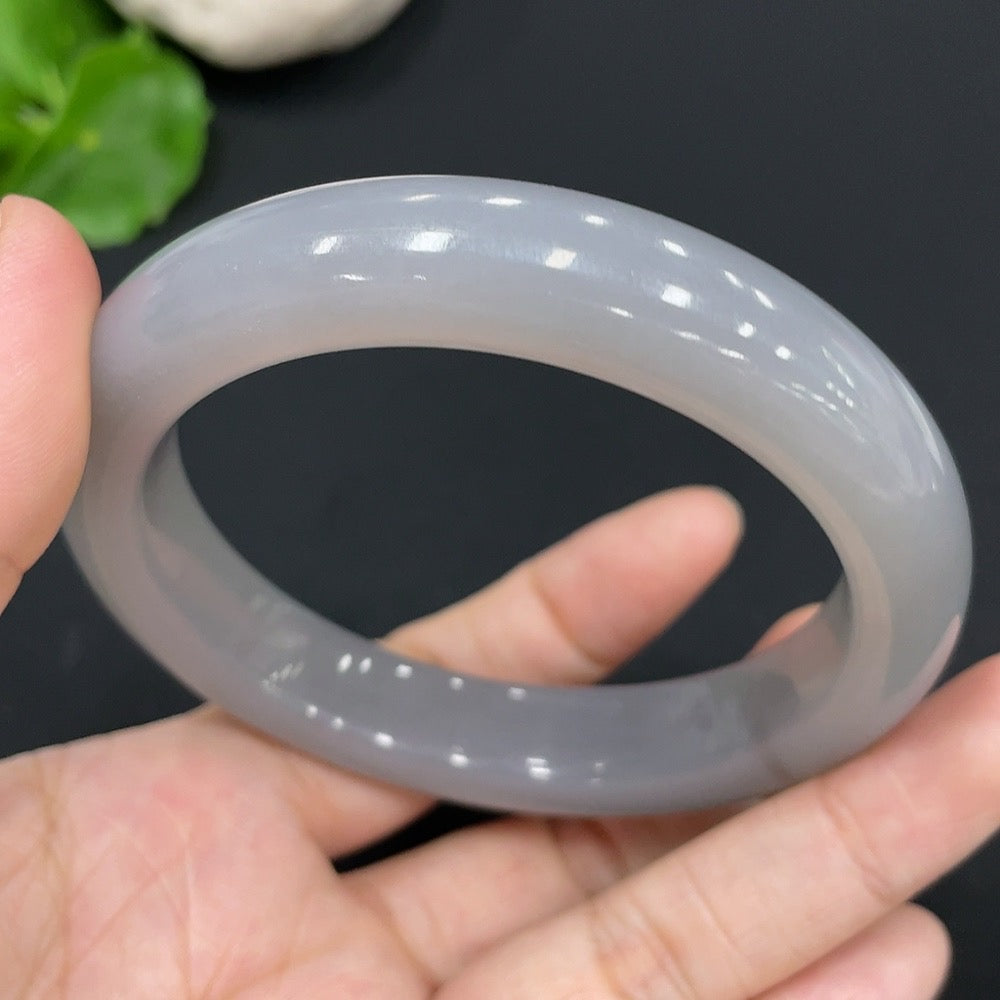 Hetian Jade Round Bracelet, Inner Diameter 58.3, Total Weight Approx. 64.3g
