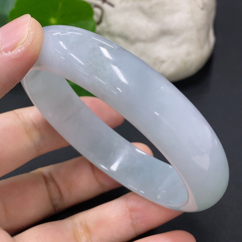Jadeite Round Bangle