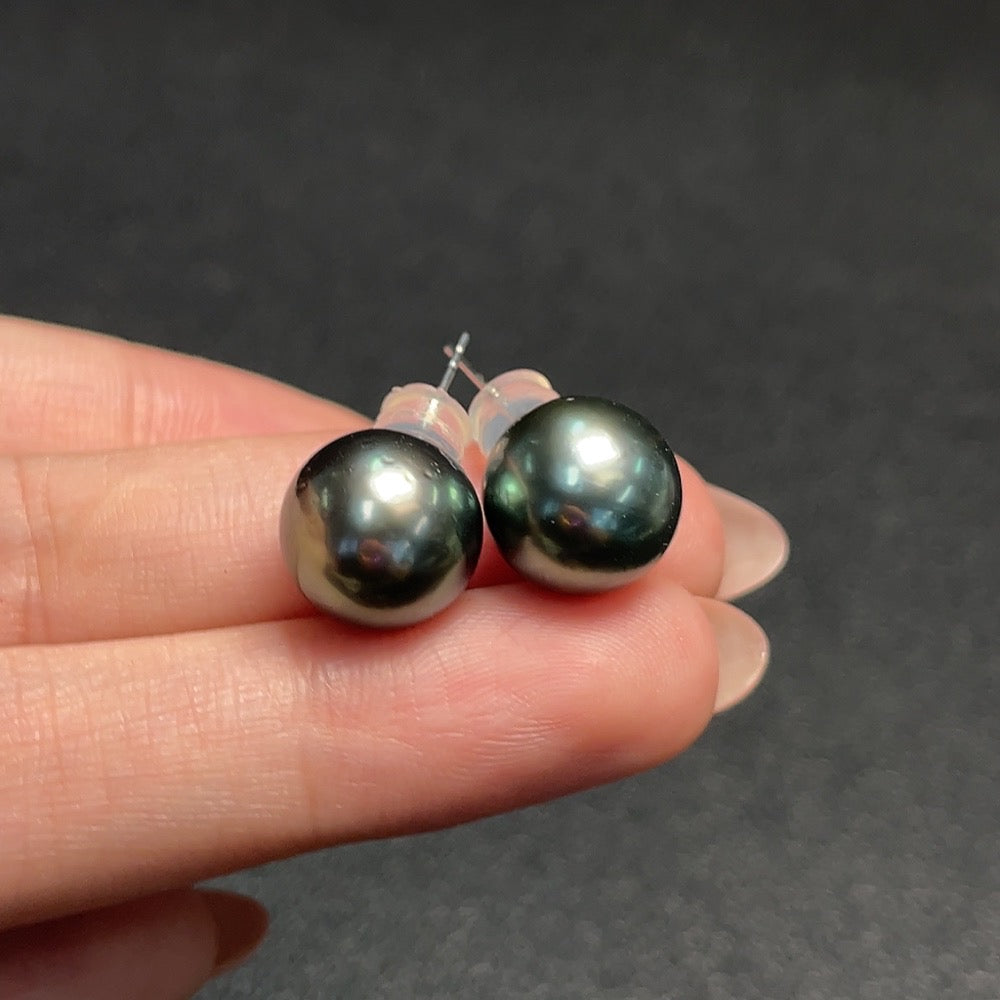 18K Gold Seawater Pearl Earrings, Total Weight Approx. 4.56g, Pearl Size About 11.3mm