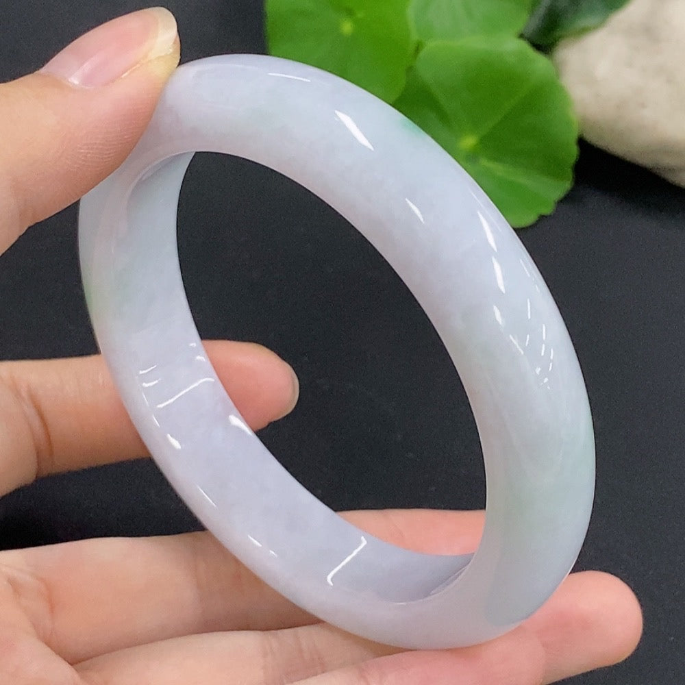 HKHQ jadeite round bangle in size 59.6 with a weight of 67.54g, showcasing smooth, polished jadeite bracelet design.