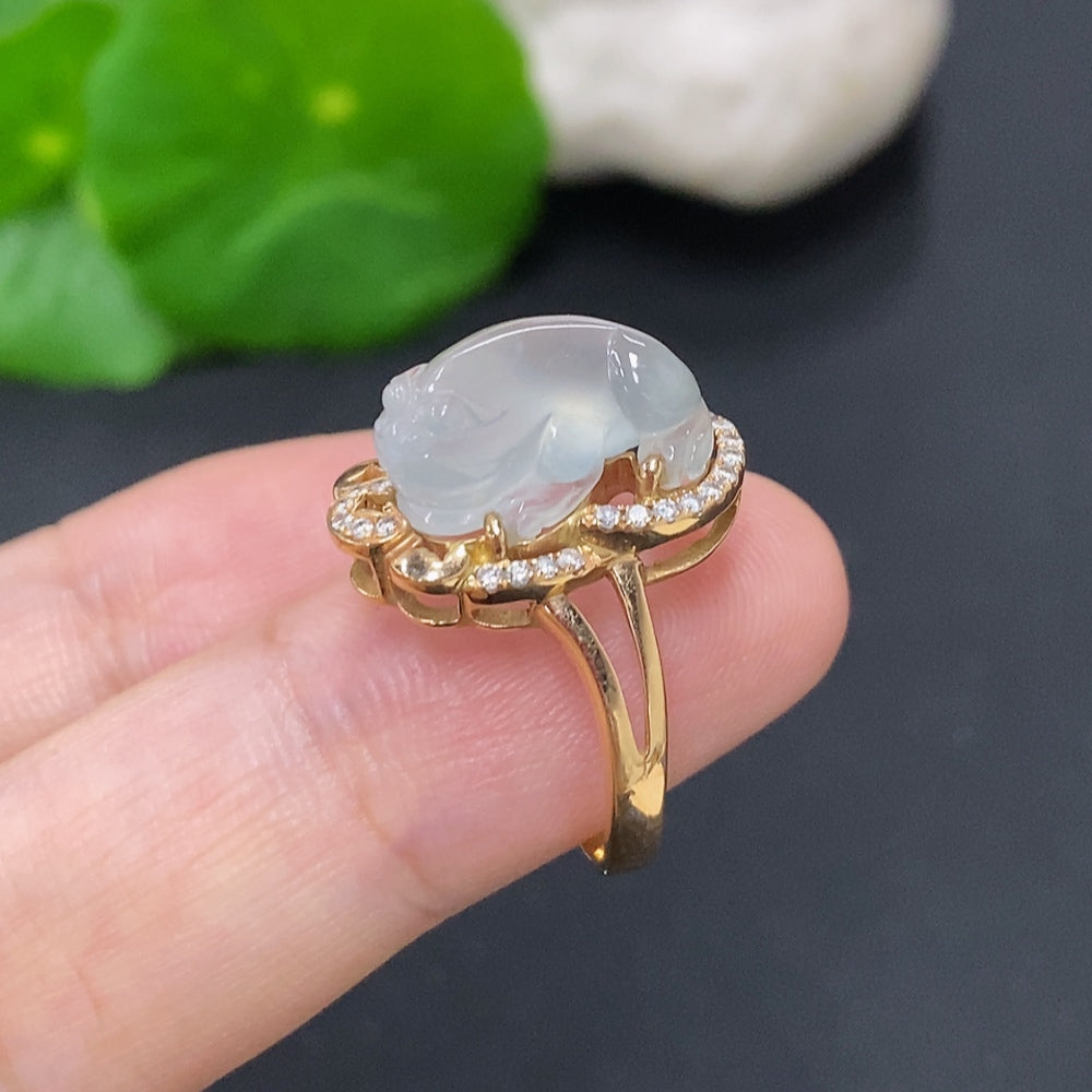 Jadeite inlaid ring 18K gold (with diamond accents)