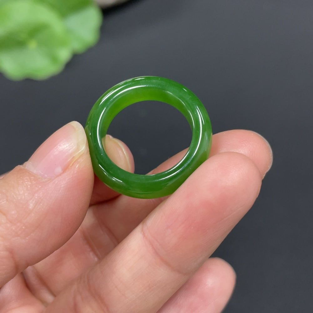 Hetian jade ring in size 14 with a total weight of 3.5g, featuring a polished jade band by HUILIU HQ.
